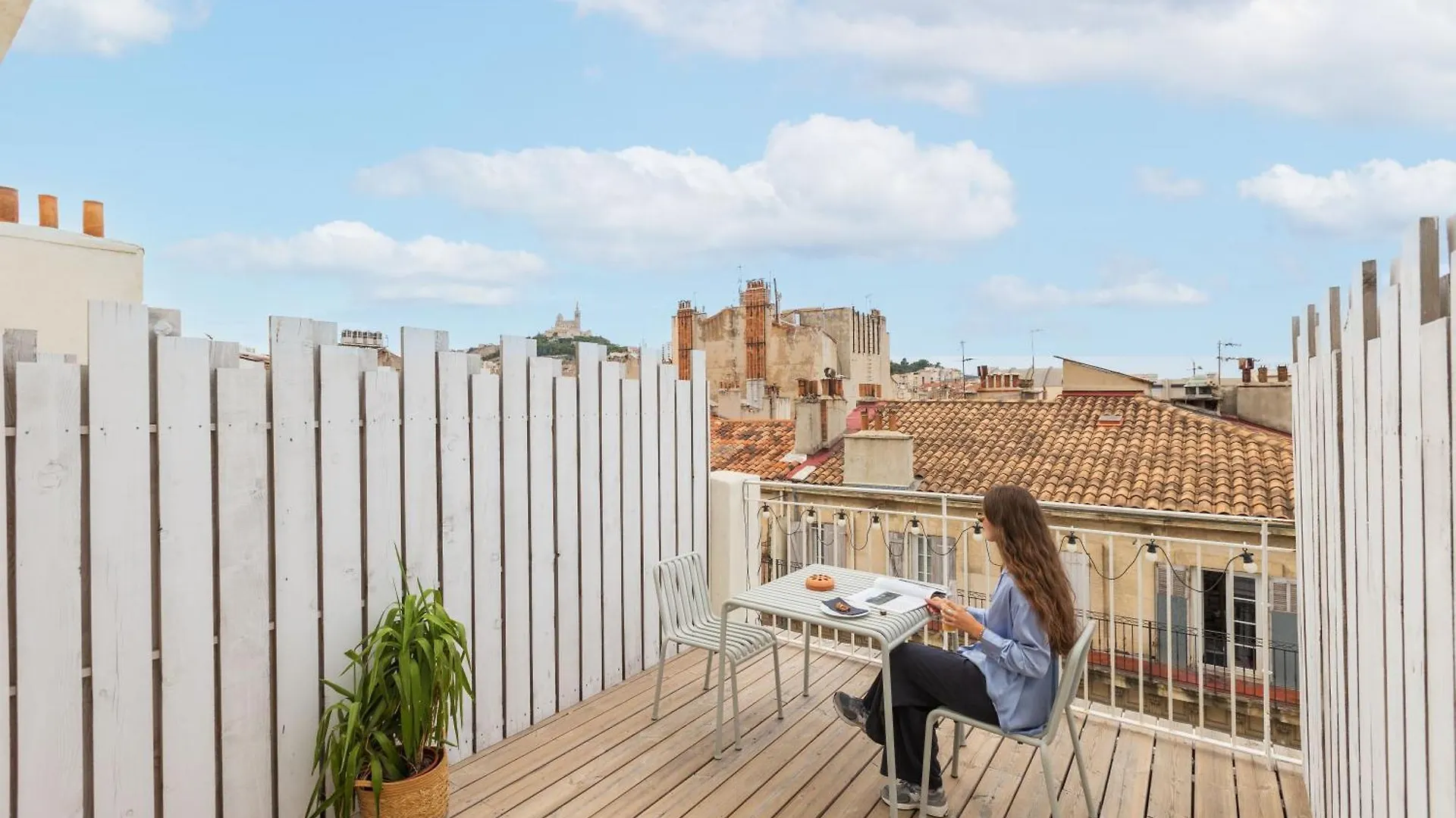The Babel Community Hotel - Vieux Port Marsylia Hotel apartamentowy