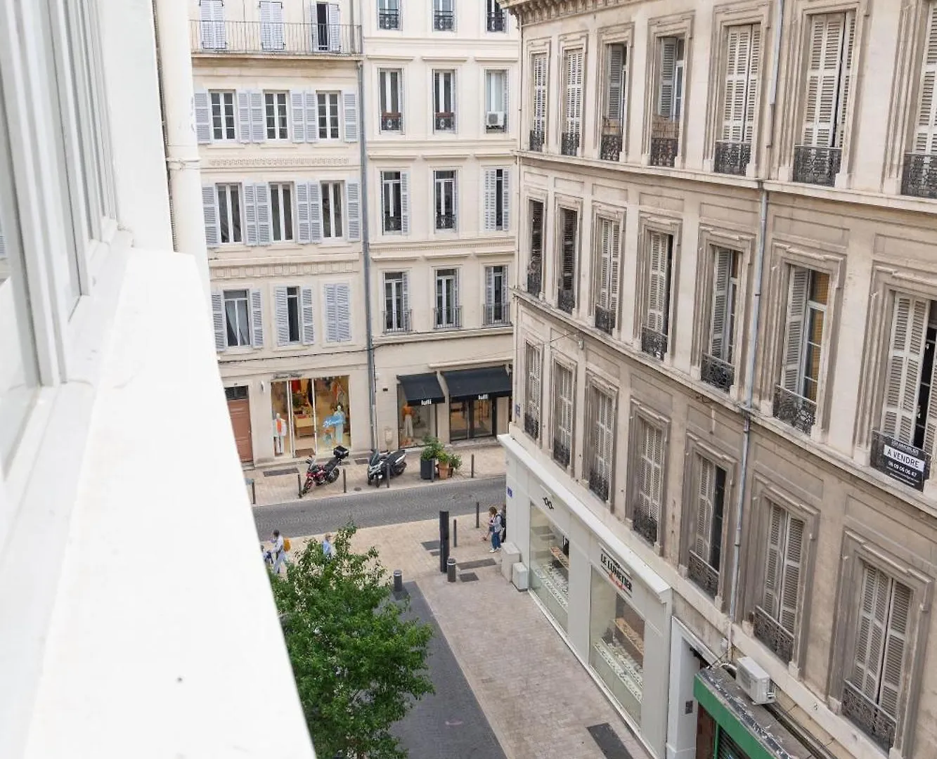 The Babel Community Hotel - Vieux Port Marsylia Hotel apartamentowy