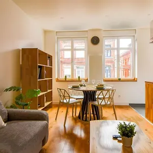 Tres Bel Lumineux Et Comfortable , Lille France