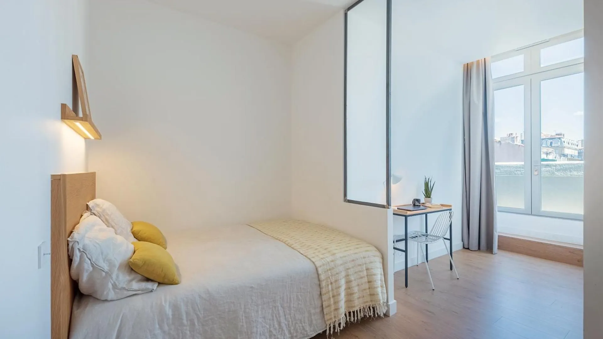 The Babel Community Hotel - Vieux Port Marseille Aparthotel