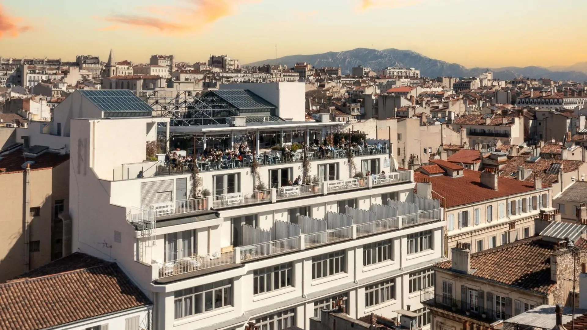 The Babel Community Hotel - Vieux Port Marseille Aparthotel